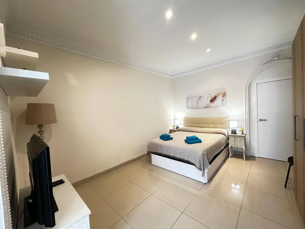 Isabela Rooms Barcelona 0*,  Spanyolország