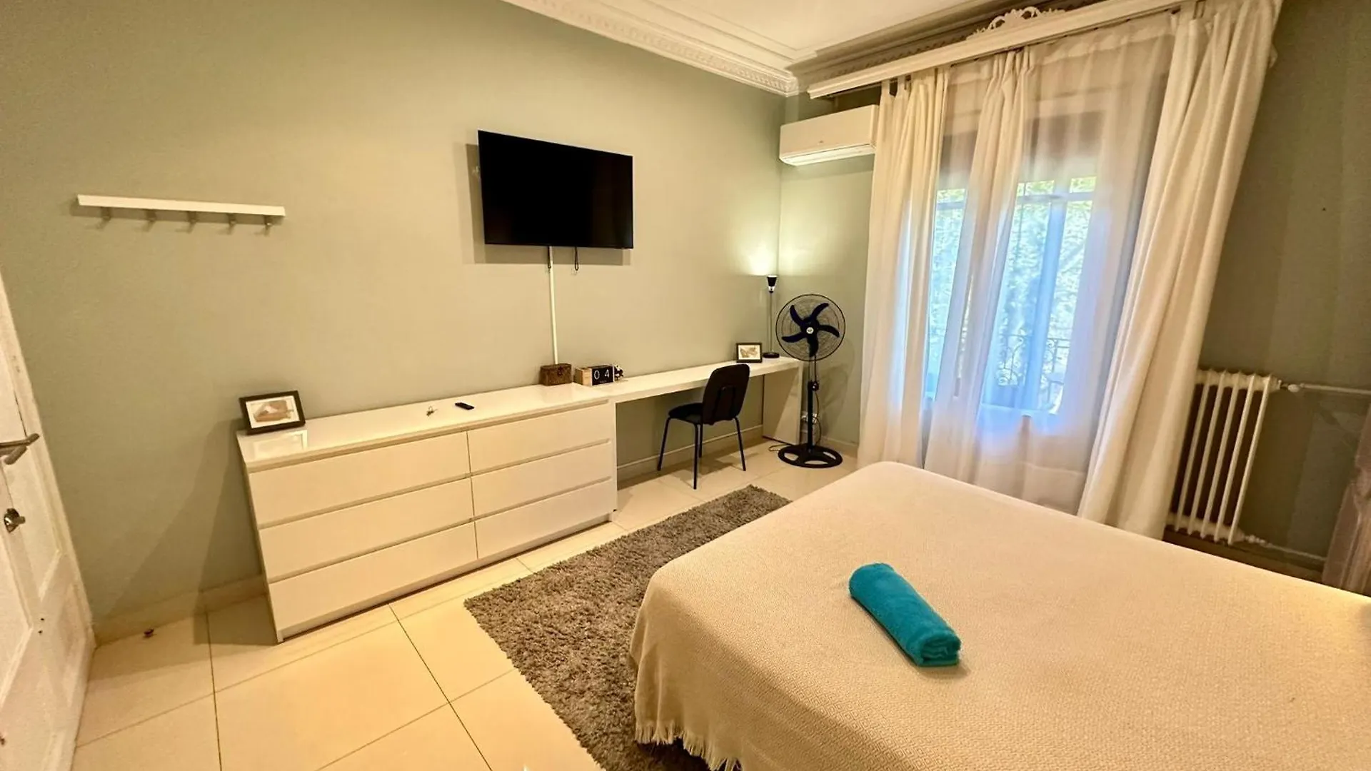 Isabela Rooms Barcelona